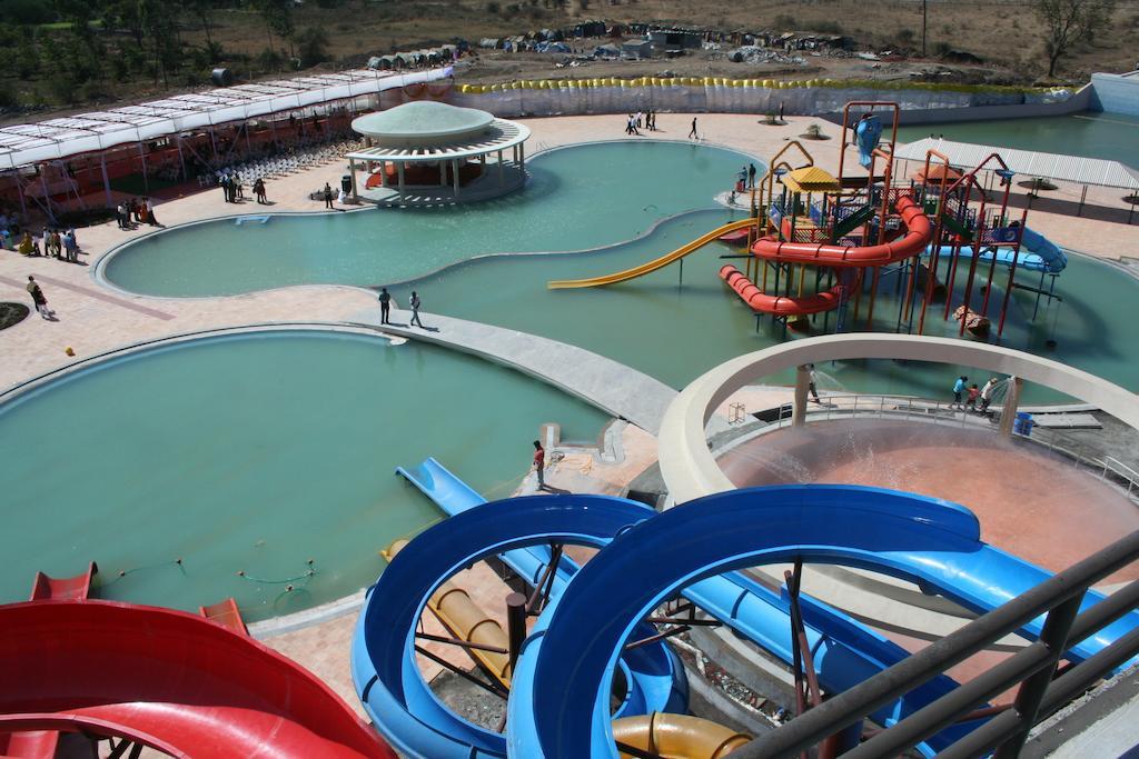 Sentosa Resorts & Water Park Chinchvad Zewnętrze zdjęcie