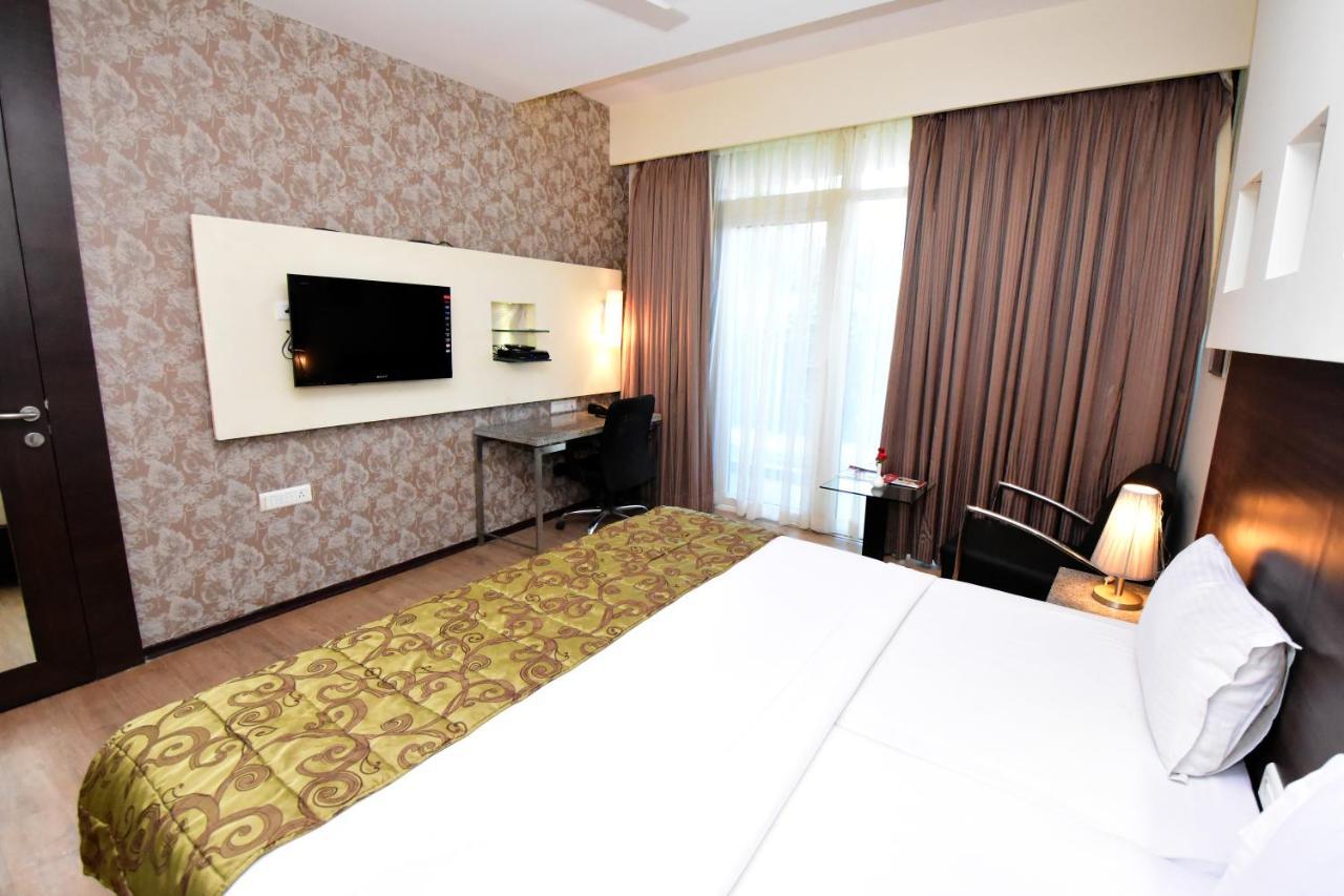 Sentosa Resorts & Water Park Chinchvad Zewnętrze zdjęcie